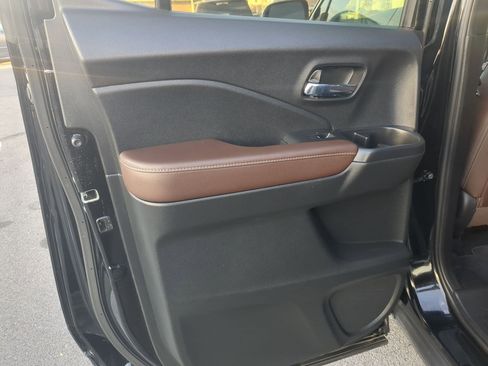 Certified 2024 Honda Ridgeline RTL image 31