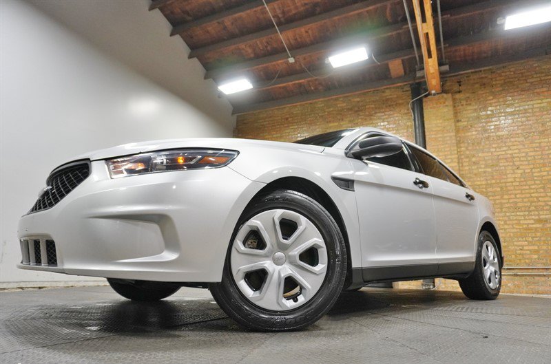 Used 2017 Ford Taurus Police Interceptor FWD image 3