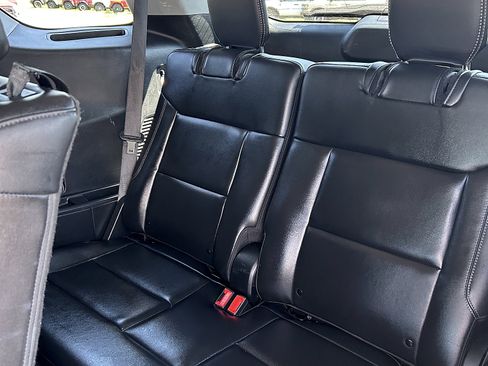 Used 2023 Ford Explorer XLT w/ Equipment Group 202A image 8