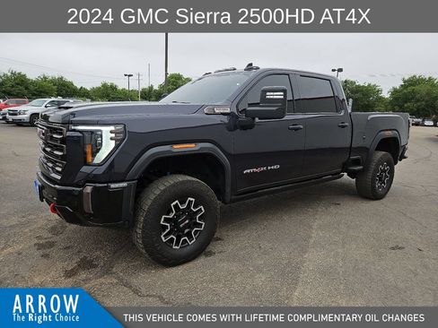 Used 2024 GMC Sierra 2500 AT4X AWD/4WD image 5
