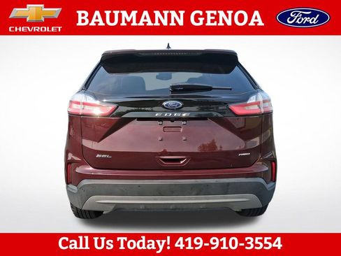Used 2024 Ford Edge SEL w/ Convenience Package AWD/4WD image 4