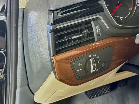 Used 2020 Audi A4 2.0T Premium w/ Convenience Package image 10