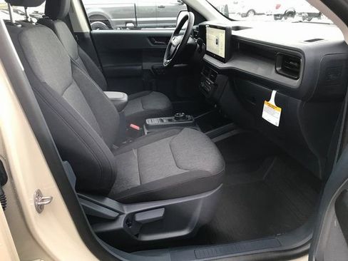 New 2025 Ford Maverick XLT w/ XLT Luxury Package image 15