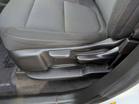 Used 2020 Chevrolet Traverse LS image 22