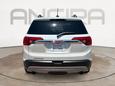 Used 2017 GMC Acadia SLT FWD image 9