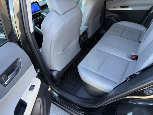 Used 2023 Toyota Venza Limited AWD/4WD image 14