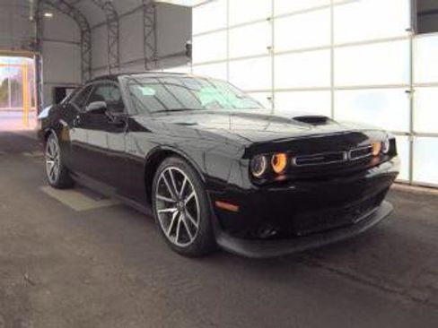 Used 2023 Dodge Challenger R/T image 4