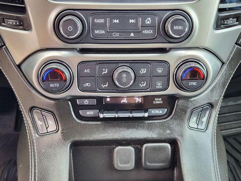 Used 2018 Chevrolet Tahoe LT image 19