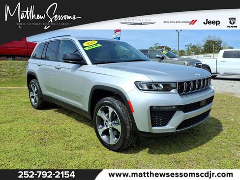 New 2026 Jeep Grand Cherokee Limited AWD/4WD image 1