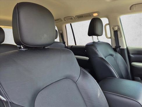 Used 2019 INFINITI QX80 Luxe w/ All-Season Package RWD image 18