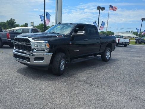 Used 2021 RAM 2500 Tradesman w/ Chrome Appearance Group AWD/4WD image 5