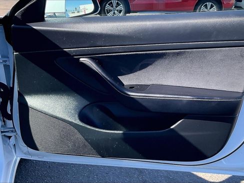 Used 2020 Tesla Model 3 Standard Range Plus RWD image 22