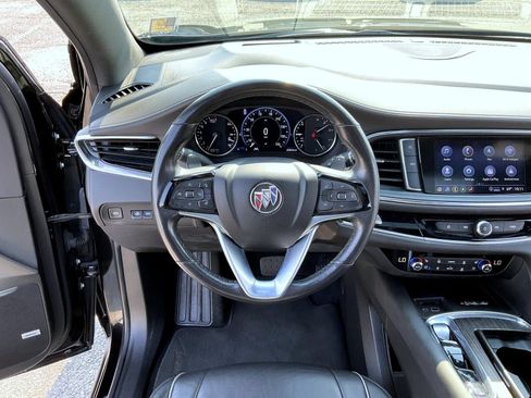 Certified 2023 Buick Enclave Avenir AWD/4WD image 11