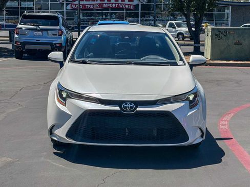 Used 2021 Toyota Corolla LE w/ LE Convenience Package FWD image 7