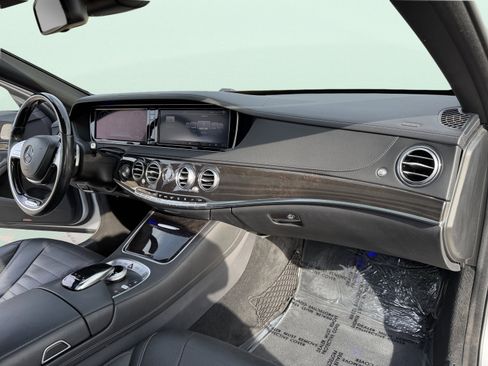 Used 2016 Mercedes-Benz S 550 Sedan image 54