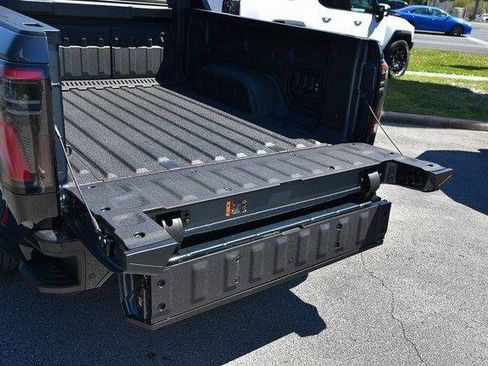 New 2025 GMC Sierra EV Denali image 15