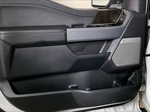 Used 2023 Ford F150 Lariat w/ Max Trailer Tow Package image 23