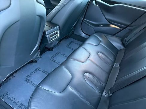 Used 2016 Tesla Model S 70 RWD image 15