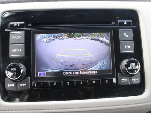 Certified 2019 Honda HR-V LX image 23