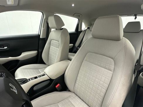 Used 2023 Honda HR-V LX image 6