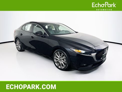 Used 2020 MAZDA MAZDA3 Sedan w/ Select Package image 1