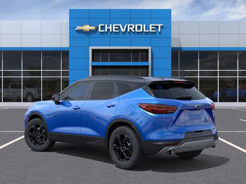 New 2026 Chevrolet Blazer LT w/ Convenience Package AWD/4WD image 3