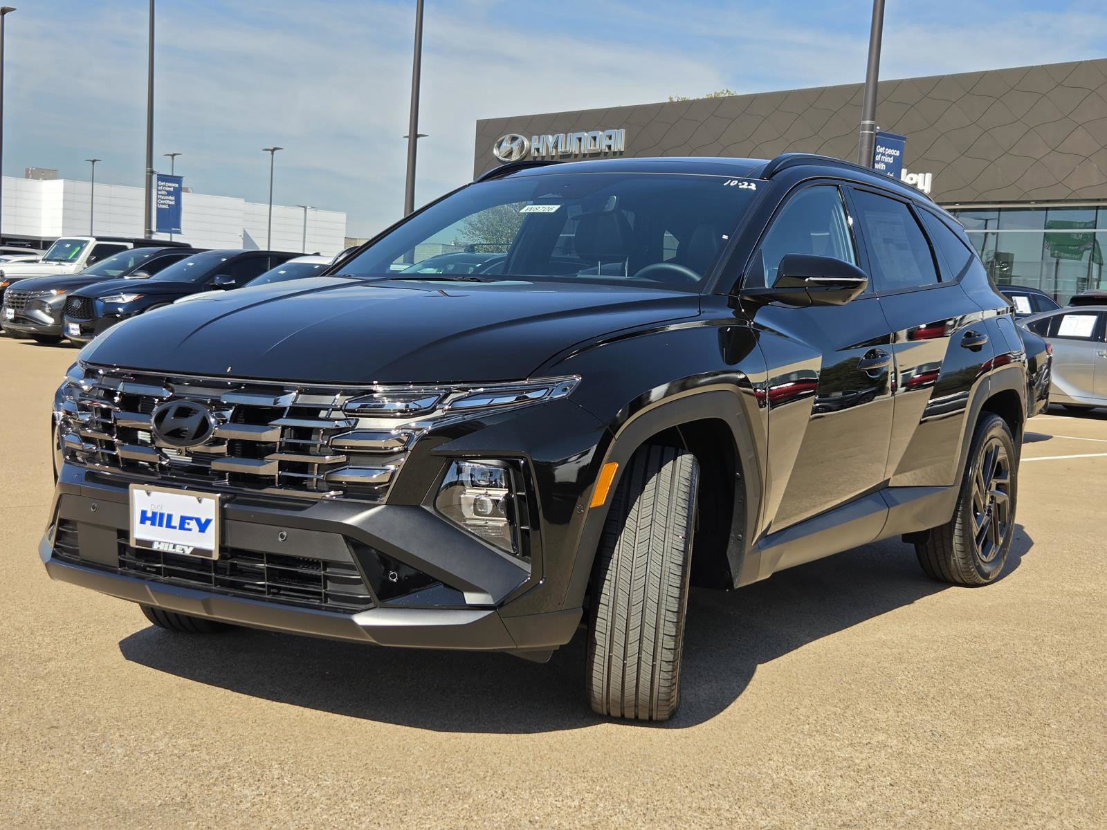 New 2026 Hyundai Tucson Limited AWD/4WD image 2