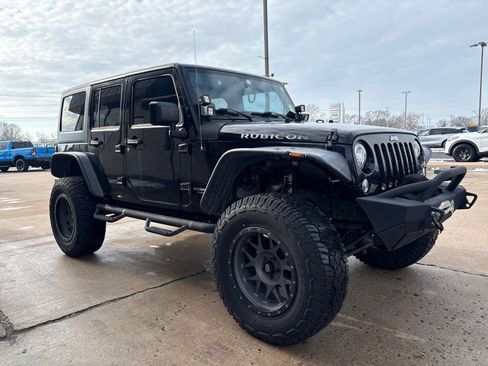 Used 2017 Jeep Wrangler Unlimited Rubicon image 8
