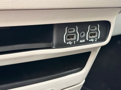 Used 2023 Chrysler Voyager LX FWD image 29