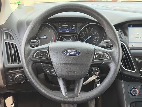 Used 2018 Ford Focus SEL FWD image 21