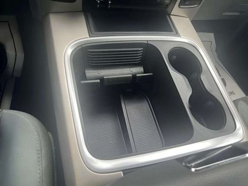 Used 2016 RAM 1500 Big Horn AWD/4WD image 11