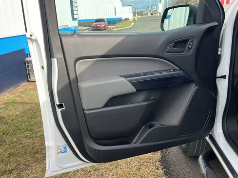 Used 2020 Chevrolet Colorado W/T w/ WT Convenience Package image 9