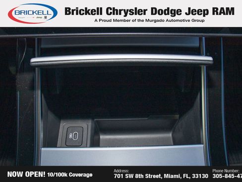 Used 2025 Land Rover Range Rover Evoque S AWD/4WD image 25