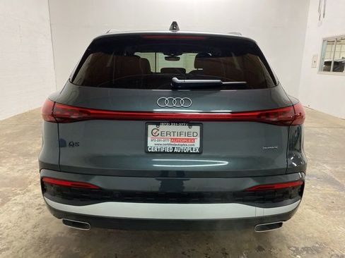 Used 2025 Audi Q5 Premium w/ Convenience Package image 5