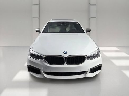 Used 2019 BMW M550i xDrive w/ Dynamic Handling Package AWD/4WD image 3