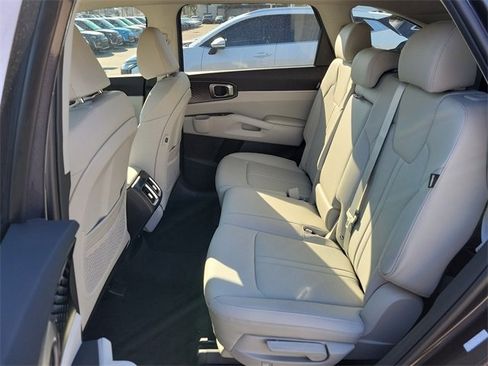 New 2026 Kia Sorento S image 15