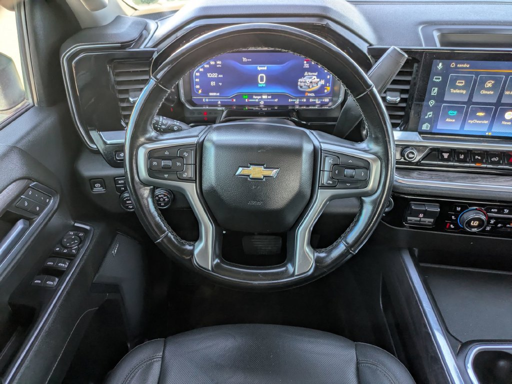 Used 2024 Chevrolet Silverado 2500 LTZ w/ LTZ Premium Package AWD/4WD image 31