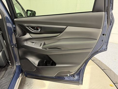 Used 2025 Subaru Ascent Onyx Edition image 30