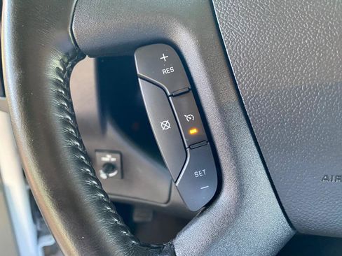 Used 2021 Chevrolet Express 2500 w/ Driver Convenience Package RWD image 43