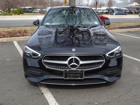 Used 2022 Mercedes-Benz C 300 4MATIC Sedan image 2