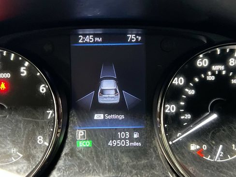 Used 2020 Nissan Rogue SV FWD image 13