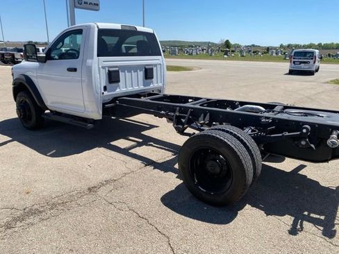 Used 2025 RAM 5500 Tradesman AWD/4WD image 5