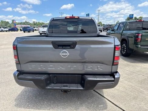 Used 2025 Nissan Frontier SV w/ SV Convenience Package RWD image 10