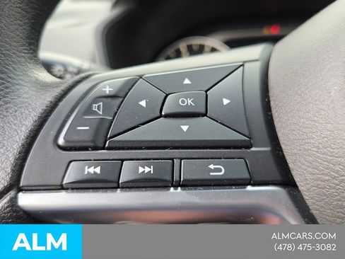 Used 2025 Nissan Altima 2.5 SV FWD image 21