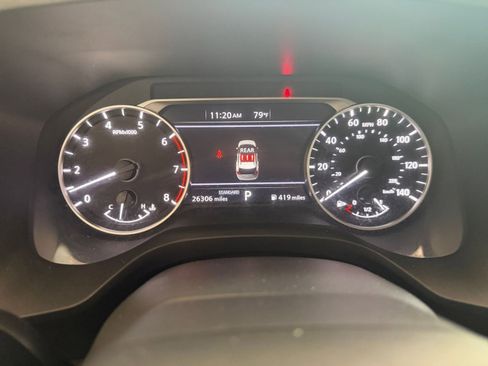 Used 2025 Nissan Rogue SV FWD image 36