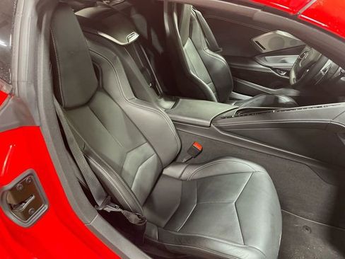 Used 2021 Chevrolet Corvette Stingray Preferred Cpe w/ Z51 Performance Package RWD image 23