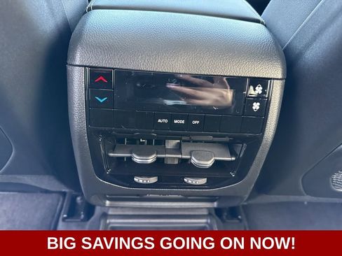 New 2025 Jeep Grand Cherokee L Laredo image 41