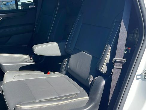 New 2026 GMC Yukon Elevation image 13