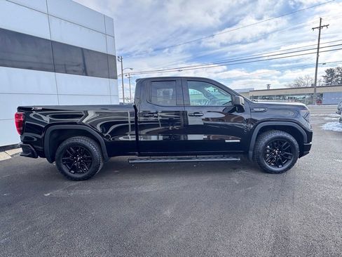 Used 2023 GMC Sierra 1500 Elevation w/ Preferred Package image 4