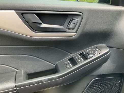 Used 2022 Ford Escape SE w/ Convenience Package AWD/4WD image 18